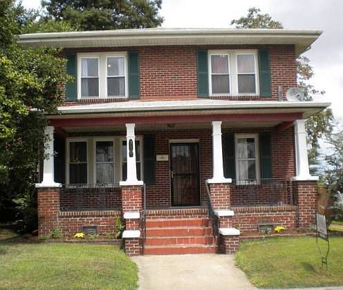 2nd image of 310 Hardy Ave