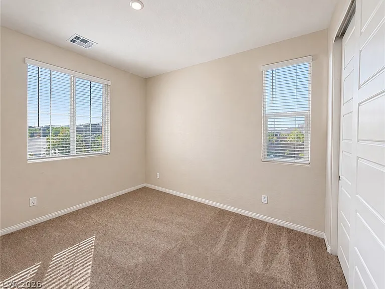 141 Neverland Ave — Photo 28