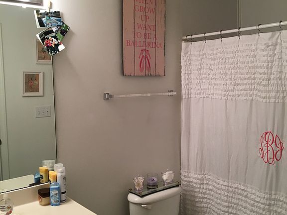 5th image of 1690 Wimbledon Dr APT 8