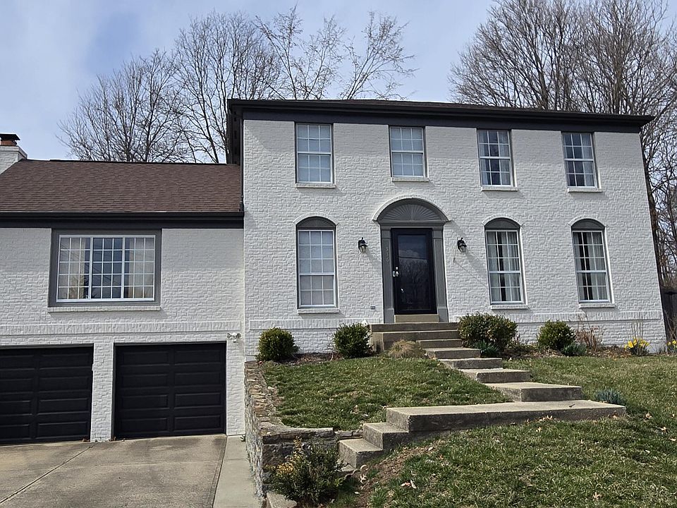 1st image of 336 Chelsea Sq
