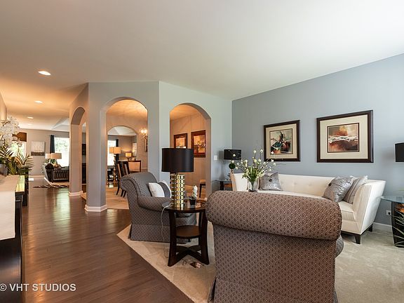 5th image of 19 Lake Vista Ct