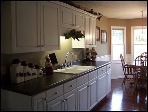 3rd image of 2730 Churchill Dr