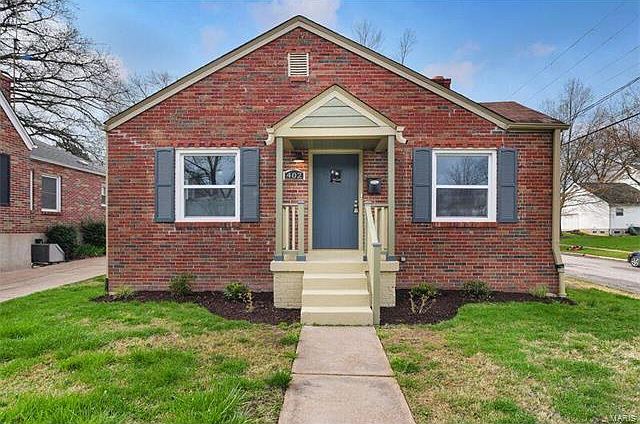 1st image of 402 Julian Pl