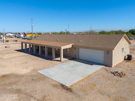 3rd image of 37605 W JEFFERSON Street