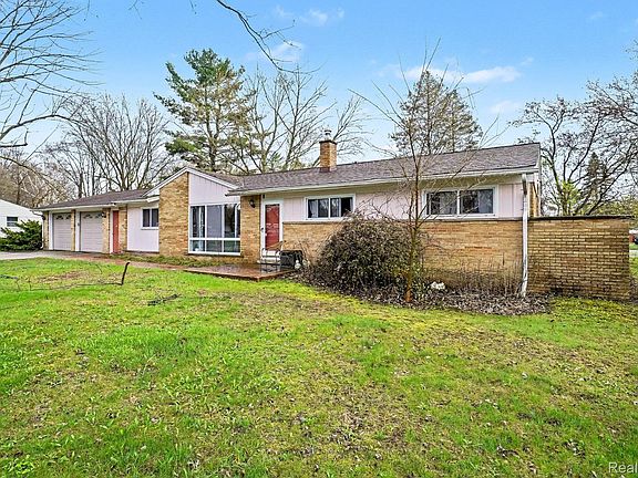 5th image of 6341 Waldon Rd