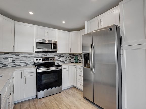 2nd image of 310 Wellington Cir #D-3100