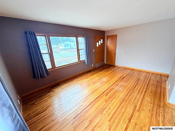 5th image of 1203 S Vermont Ave