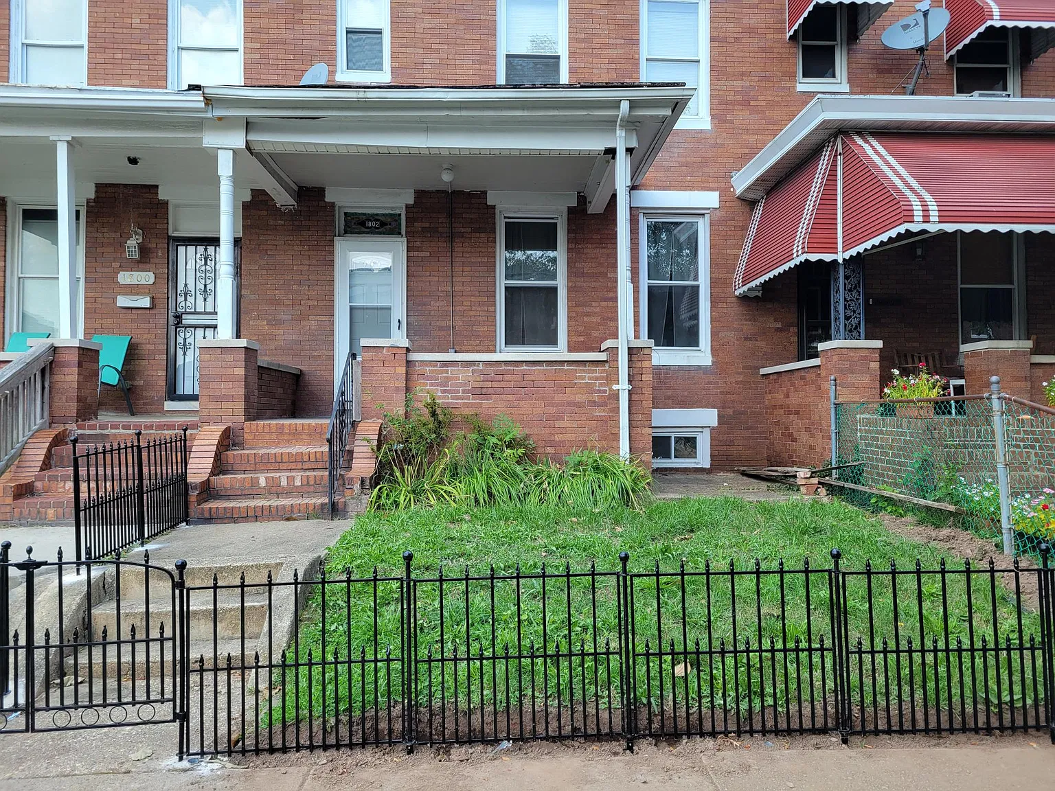 3 bed, 1280 sqft, $1,750 — Photo 1