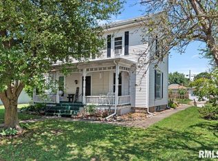 109 W Main St, Pleasant Plains, IL 62677