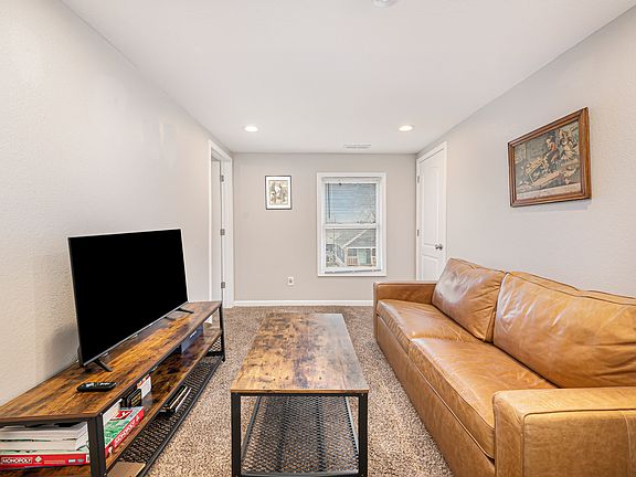 4th image of 4616 Tracy Ave Unit 1