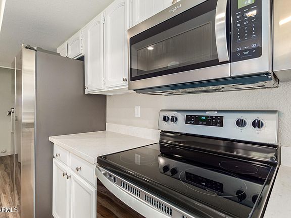 4th image of 901 Leisure World