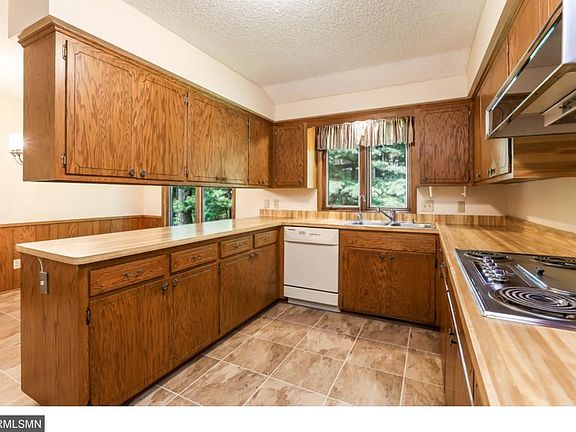 5th image of 5270 Saint Imier Dr NE