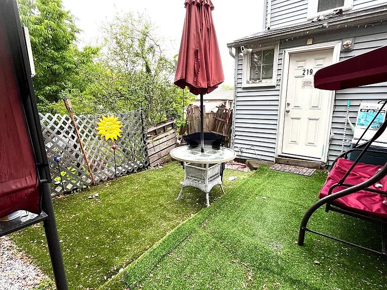219 Orchard St — Photo 13