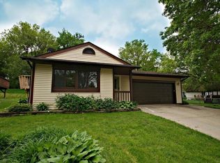 4977 W 144th St, Savage, MN 55378