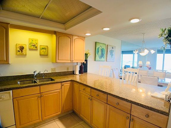 2nd image of 708 Padre Blvd #103