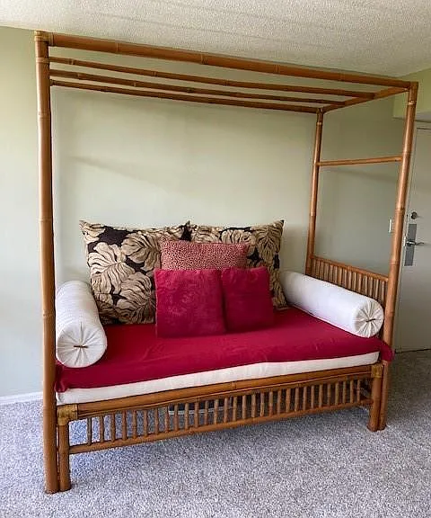 2305 Gulf Shore Blvd N #313 — Photo 19