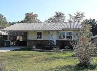 1055 Eastview Dr, Grenada, MS 38901