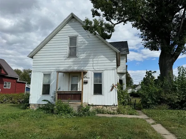 1219 3rd St SW, Cedar Rapids, IA 52404