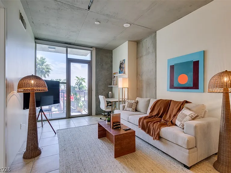353 Bonneville Ave #343 — Photo 8