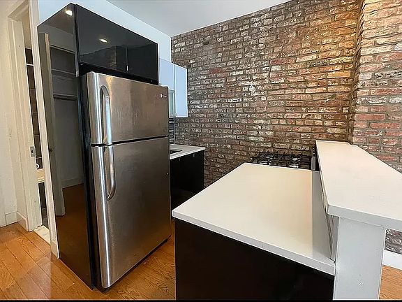 3rd image of 252 Schenectady Ave APT 4C