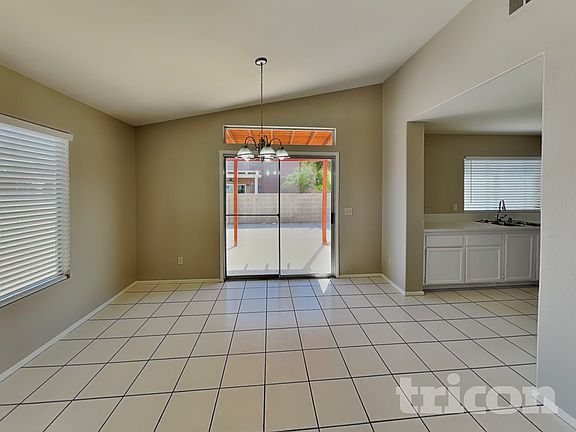 5th image of 5703 Roundrock Dr