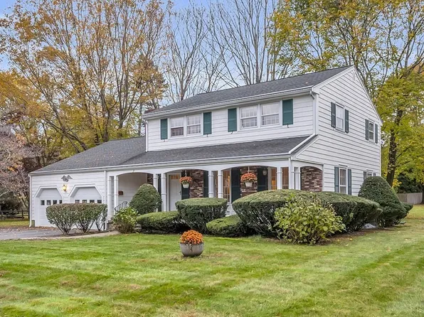 3 Seneca Dr, Danvers, MA 01923