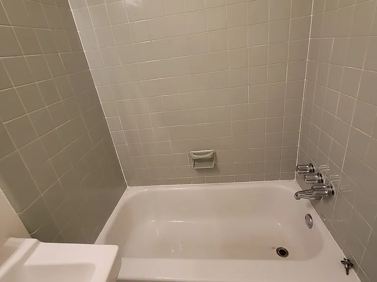 515 S 9th St #3B — Photo 12