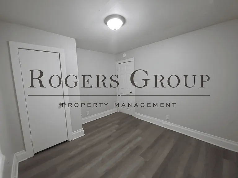 710 Roberson St — Photo 5