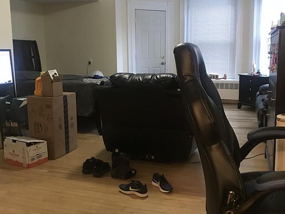 5th image of 300 Marlborough St APT 2R