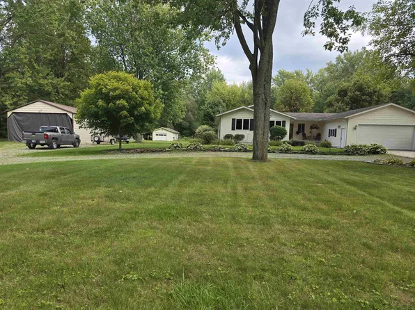 4181 Karla Ct, Midland, MI 48642