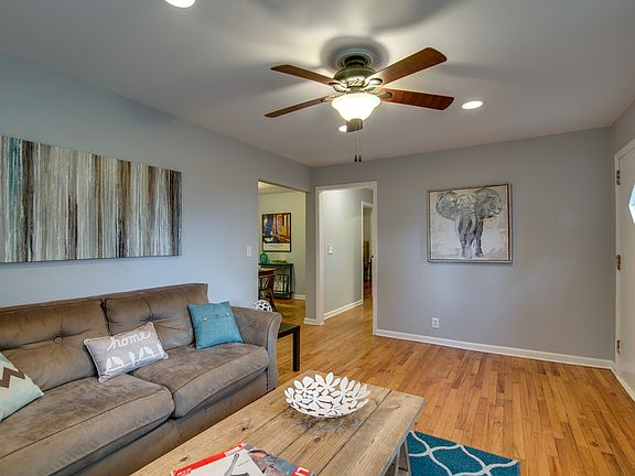 5th image of 308 Tamworth Dr