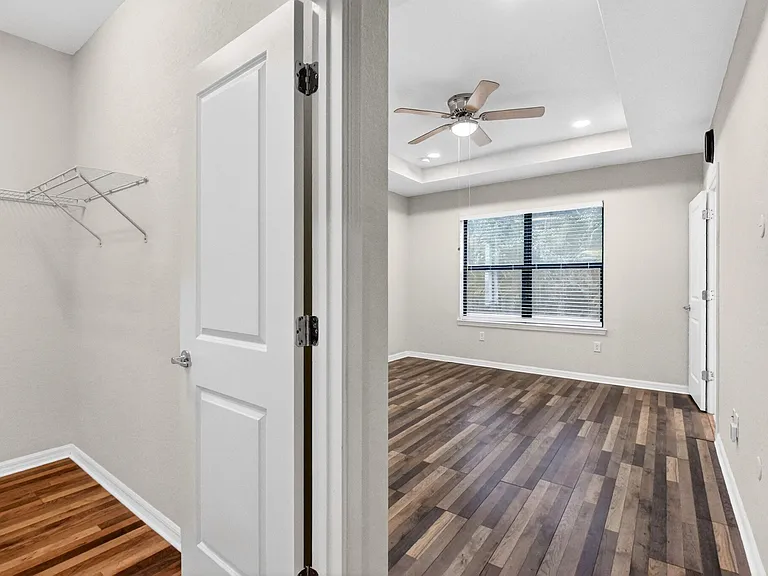2833 Troubadour St #2833 — Photo 39
