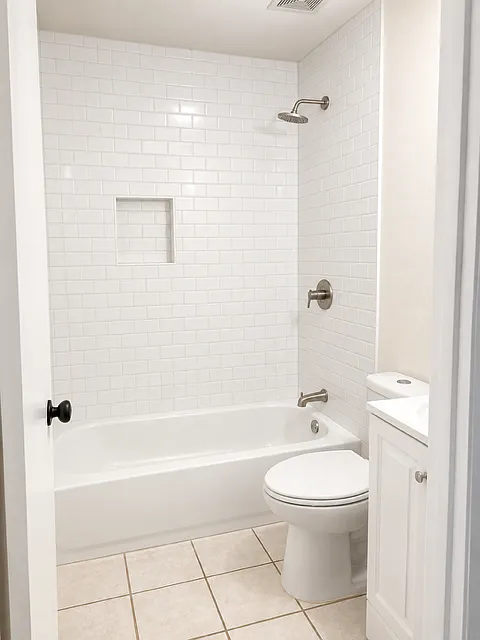 3 bed, 1367 sqft, $1,950 — Photo 4