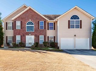 5163 Estonian Dr, Fairburn, GA 30213