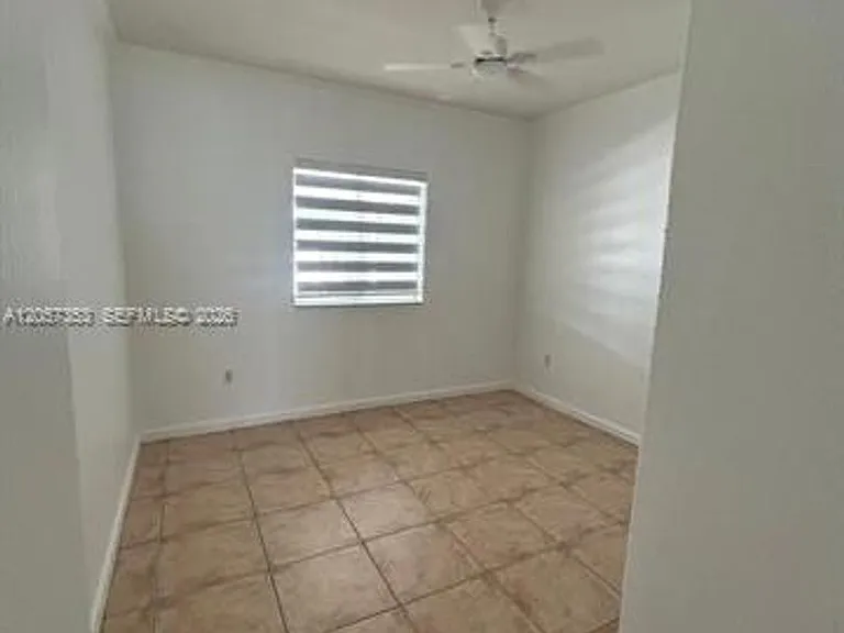 9117 NW 169th St #9117 — Photo 9