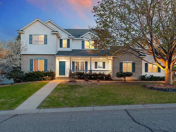 2nd image of 671 Heron Cir N
