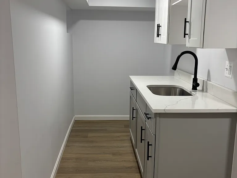 2824 Maryland Ave #1 — Photo 10