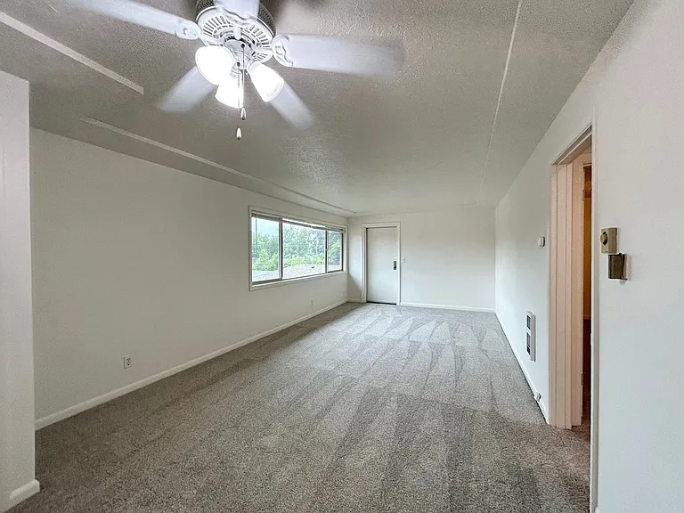 3753 SE Brooklyn St #&-3737 — Photo 32