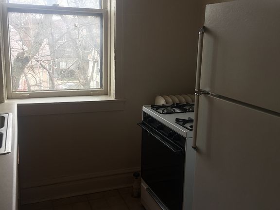 3rd image of 815 Washington Street # Fl 3rd