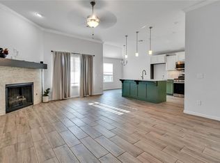 1017 S Appaloosa Ln, Mustang, OK 73064