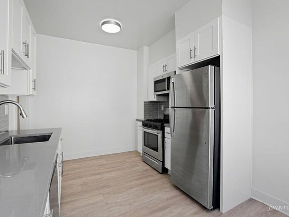 4th image of 1 Toledo Way APT 5