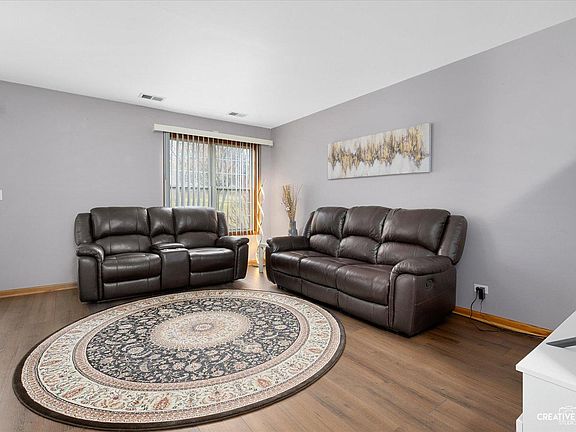 3rd image of 2916 Heatherwood Dr
