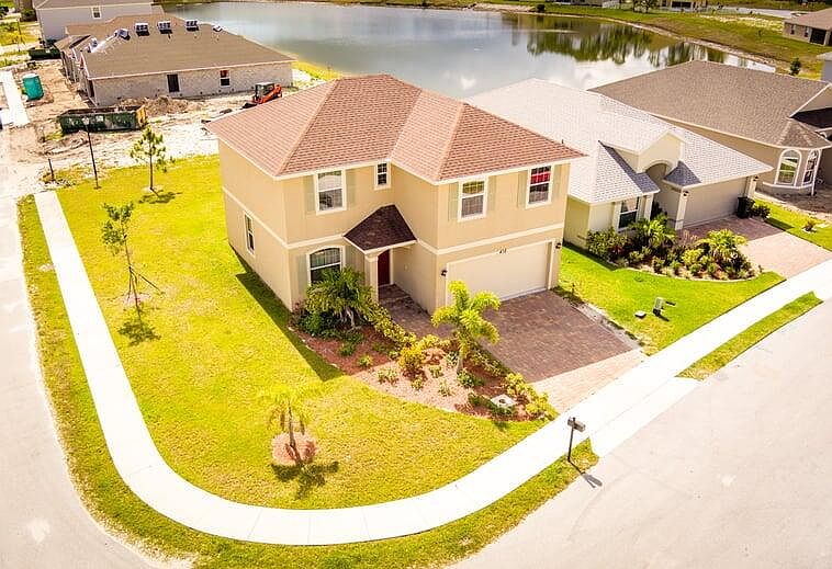 1st image of 416 Seafoam Circle