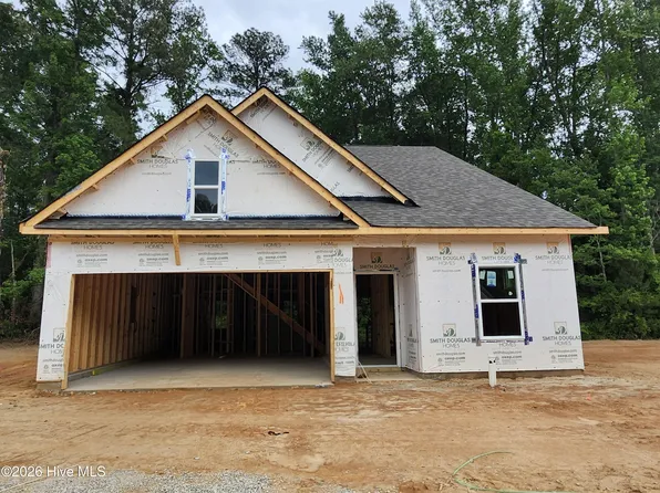 1673 Elk Run Drive, Fayetteville, NC 28312