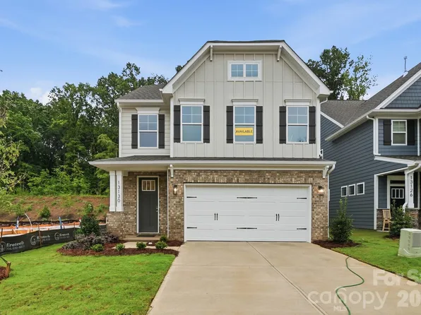 13130 Foxberry Rd, Charlotte, NC 28213