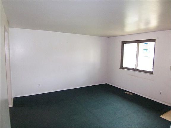 5th image of 7754 Shalamar Dr