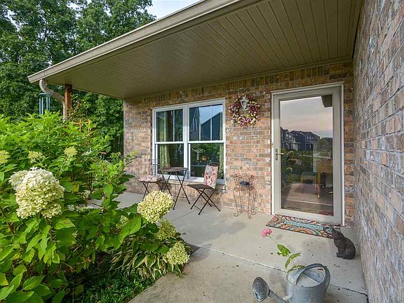 3rd image of 5219 N Teresa Ln