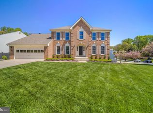7213 Osprey Dr, Rockville, MD 20855