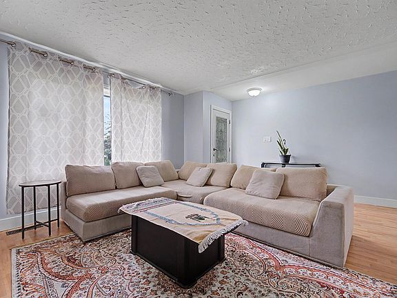5th image of 12707 87th St NW