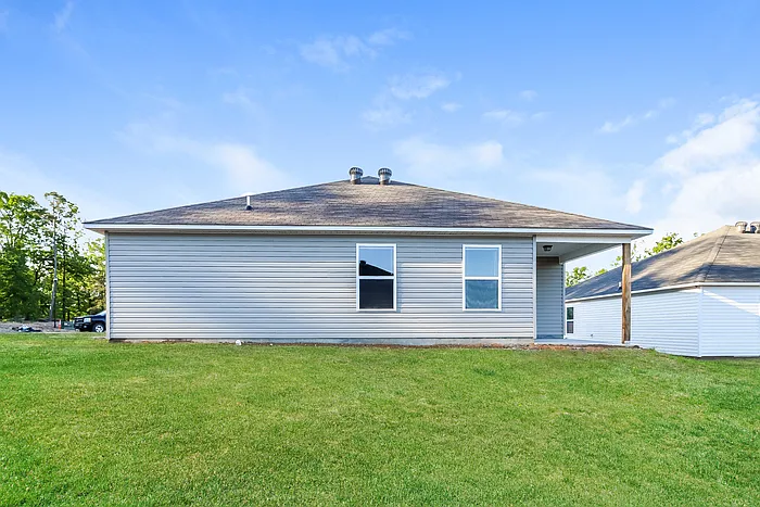 2048 Bentwood Dr — Photo 10
